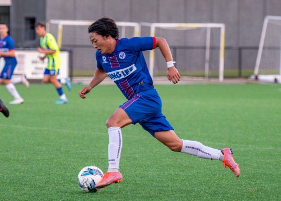 Seiya Kambayashi runs with the ball during the 2023 Round 2 NPL NSW Men's match between Manly United and Sydney Olympic at Cromer Park. Photo credit: Jeremy Denham